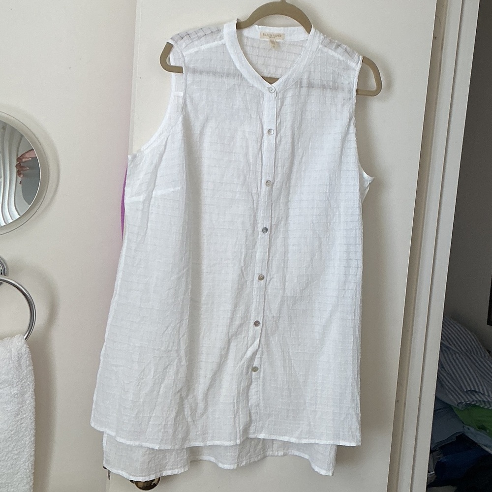 Sleeveless White Button-Up Top from EILEEN  FISHER